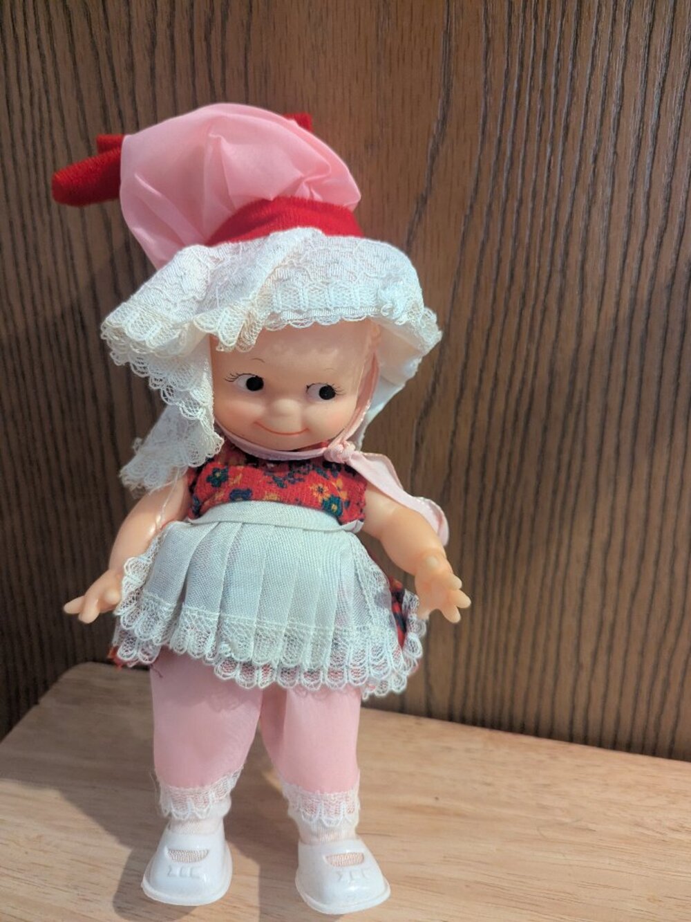 VTG Cameo Kewpie Rubber Squeaker Doll Collectible Toy Dress/Shoes/Bonnet 78